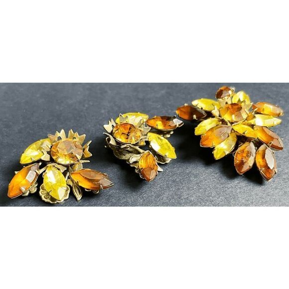 Demi Parure Vintage 50s Rhinestone Brooch & Clip-on Earrings Topaz - Picture 1 of 4